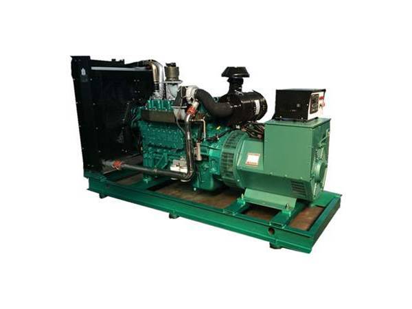 玉柴机器24-2000千瓦陆用柴油发电机