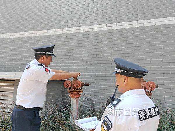 室外設(shè)備檢查