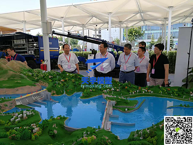 中國三峽水利樞紐模型