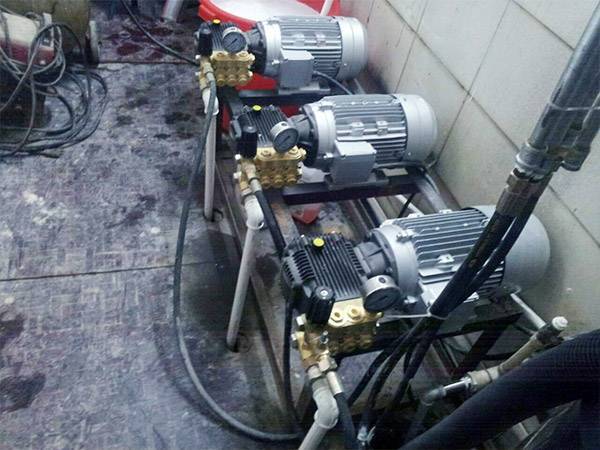 洛铁克祼机  4KW