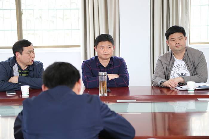 县委常委常务副县长车茂来我司开工业支帮促