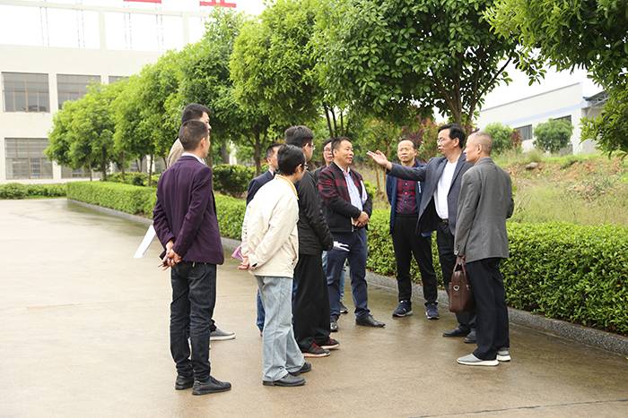 市重点办领导来我司考察3