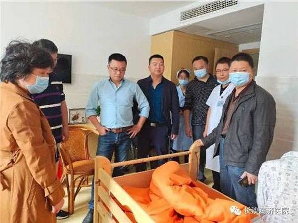 长沙市民政局副局长范凤芝一行来润济老年养护院检查指导工作