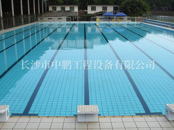 衡东全民健身中心游泳馆