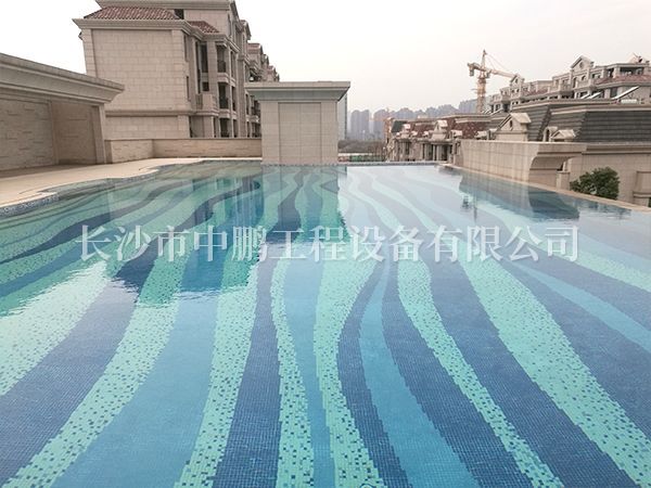长沙明昇壹城一期屋顶无边际游泳池