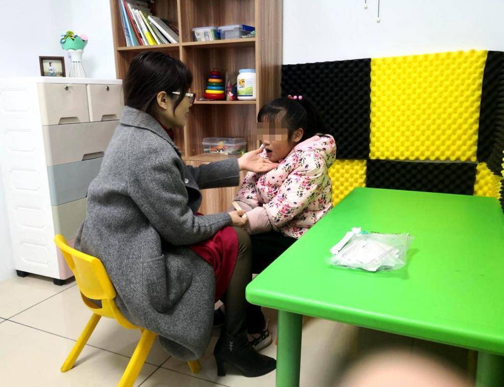 言语矫治