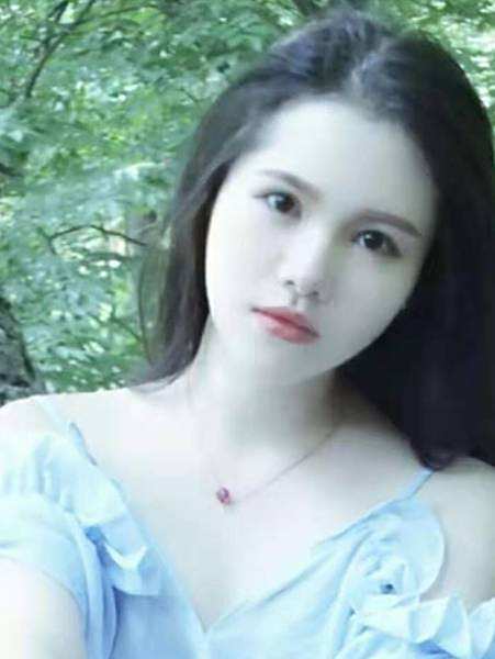 女士