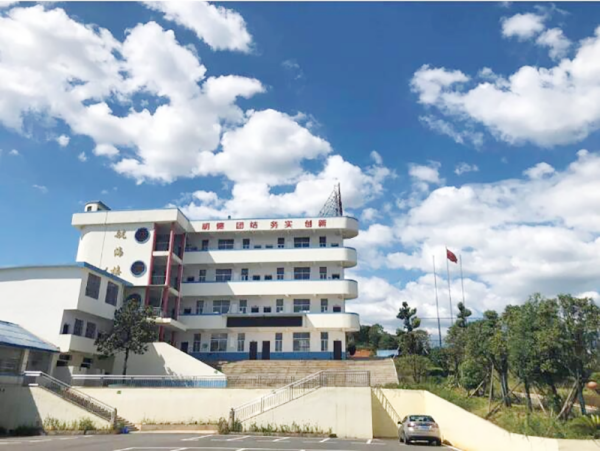株洲海事职业学校心系贫困学生