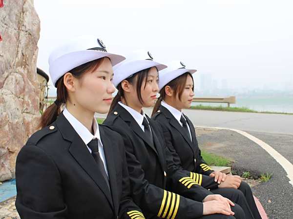制服展示