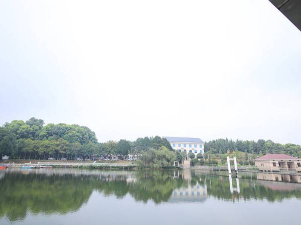 山庄风光
