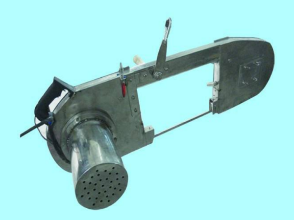 國產(chǎn)帶式劈半鋸