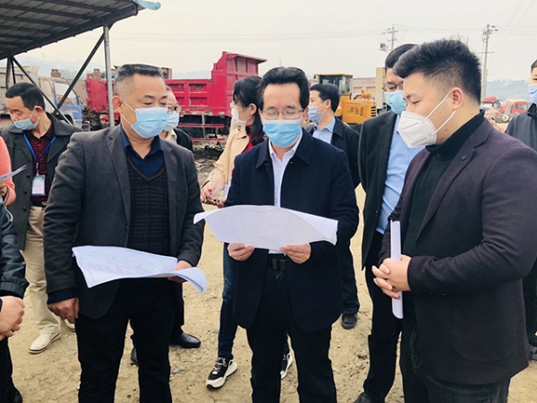 奠基儀式——（2020.3.19）市人大副主任姜耀文（中間）率政府、工業園領導來我公司項目現場調研