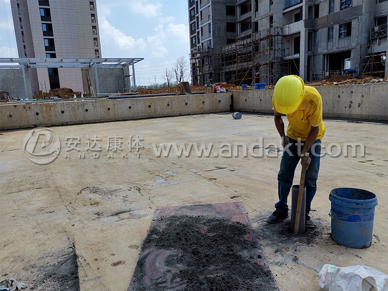 中交地产中房瑞致小区室外游泳池-5