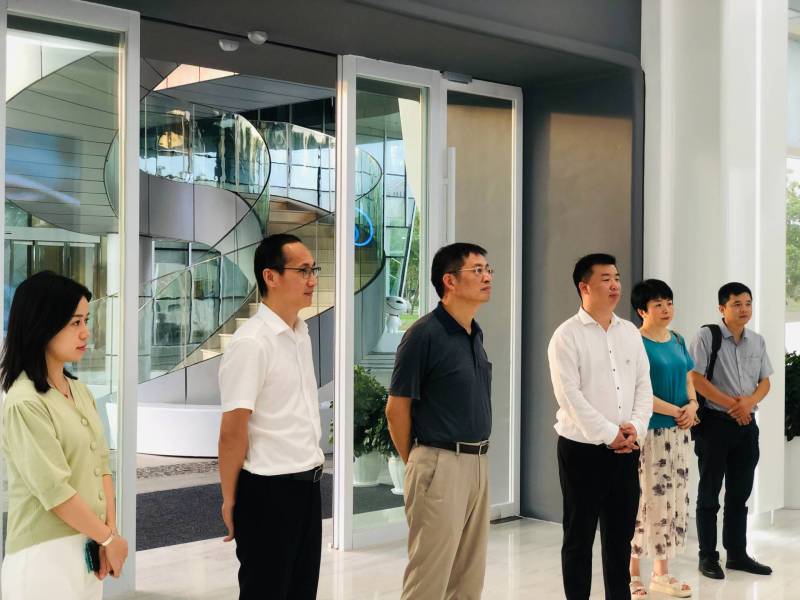 省工信厅领导赴中建智慧谷、京东智联云（长沙）数字经济产业园进行走访调研