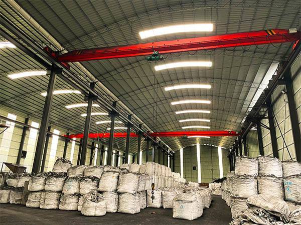 石墨粒成品區(qū)