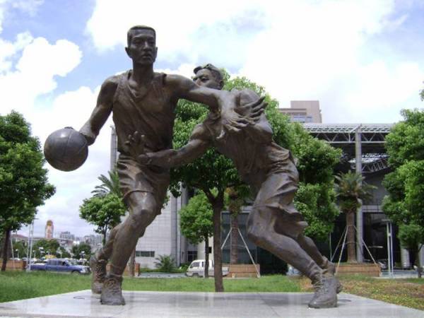 铸铜雕塑篮球