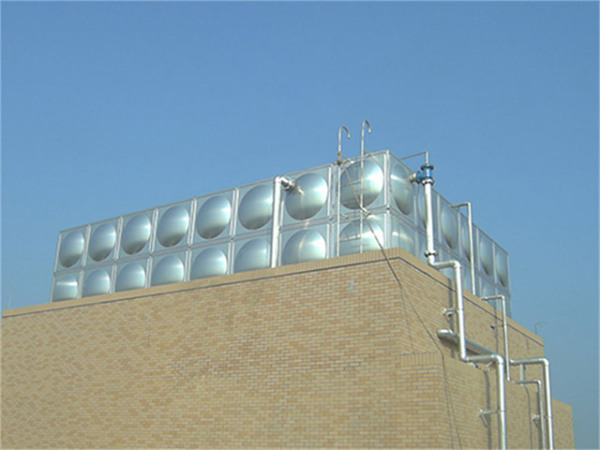 屋顶96立方生活储水不锈钢水箱