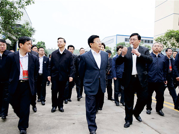 2013年5月12日，時任貴州省省委書記趙克志同志到公司視察工作