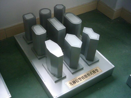 橋墩形式模型