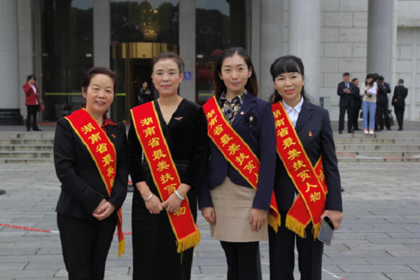 04罗乐