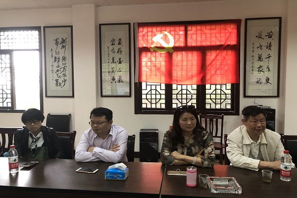 市委会机关支部赴光明村学习考察3