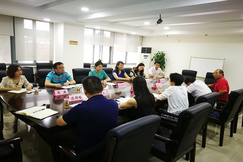 民进长沙市委“长沙市中学生身体健康调查研究”课题组赴长沙市教育局调研