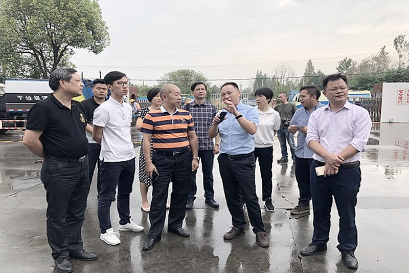 民进市委“长沙市生活垃圾分类处理现状调查研究”课题组赴上海市崇明区调研