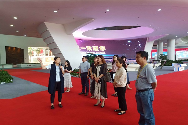 南宁民进陈蓉一行来长调研2