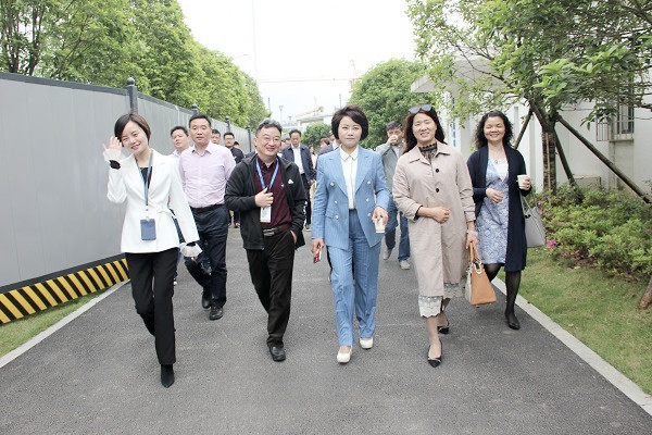省市民进开展纪念改革开放40周年学习考察