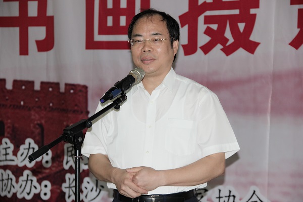 砥砺奋进六十年 携手挺进新时代——民进长