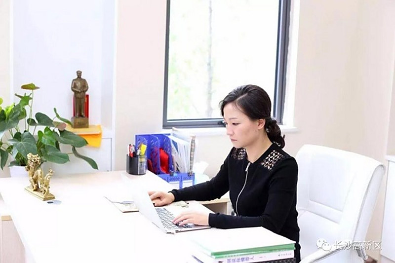 长沙民进会员欧阳婕妤：“互联网+”，让农产品走上“明星”路