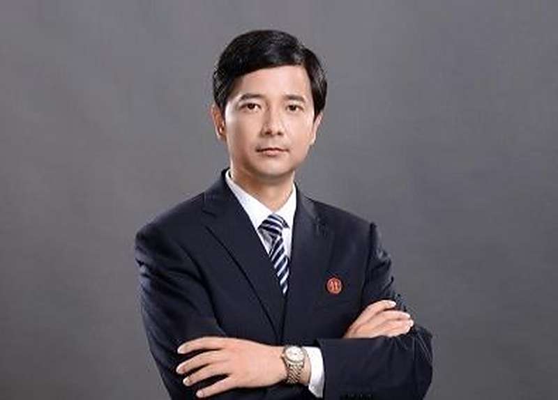 兰力波荣获“全国优秀律师”称号