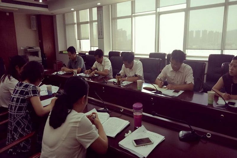 民进长沙市委课题组赴市政府金融办调研