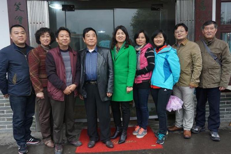 会市委机关支部举行“三八”节庆祝暨支部会员大会