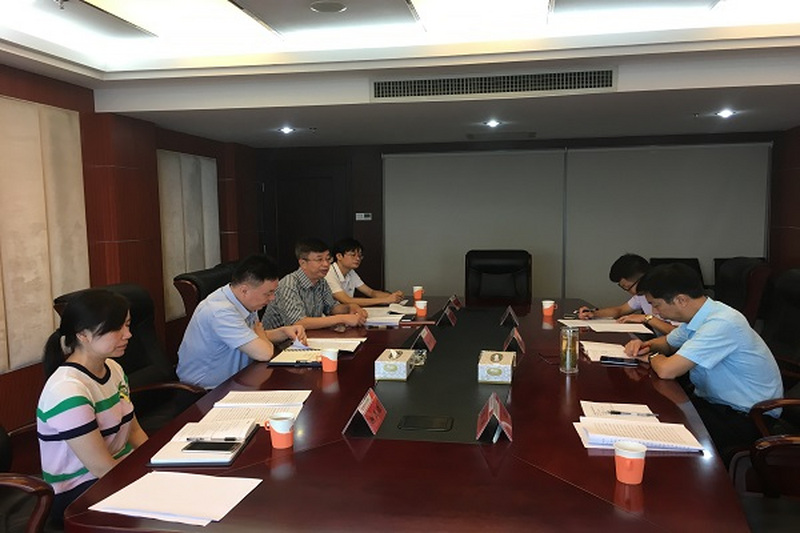 “湖南省农村扶贫攻坚中的小额贷款问题研究”课题组赴省农村信用社联合社调研