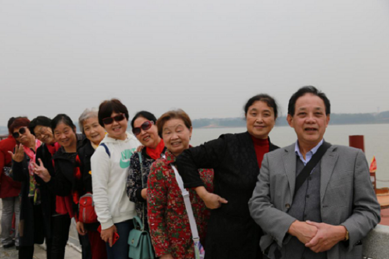 民进开福区工委开展“爱老敬老•情浓重阳”活动
