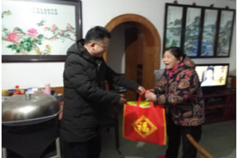 民进天心区工委开展2018年春节探访慰问活动