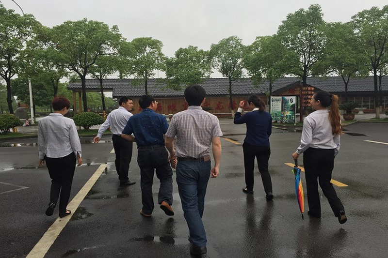 民进望城区支部开展旅游公共服务设施调研