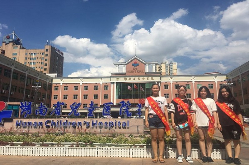 民进雨花区工委组织长沙艺术实验学校志愿者走进白血病儿童“病房课堂”