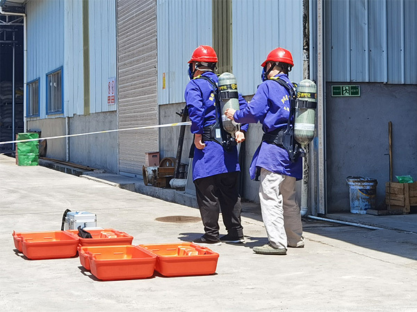 中心助力张家界市开展轻工行业有限空间作业专家指导服务培训