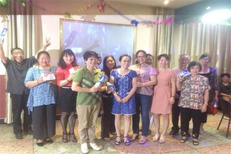 芙蓉区工委举办迎国庆、叙重阳三胞联谊卡拉OK比赛
