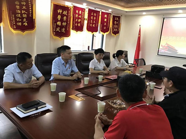 坚决落实疫情防控要求，严防死守把好校园第一关－－湖南金鼎保安在行动