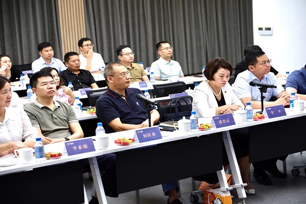 民进“弘扬企业家精神 彰显强省会担当”读