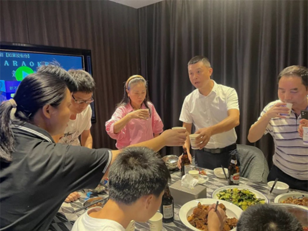 湖南宏利举办音乐啤酒派对507 湖南宏利举办音乐啤酒派对507