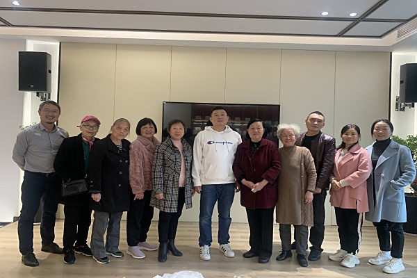 民进天心区工委四支部举行庆重阳活动1