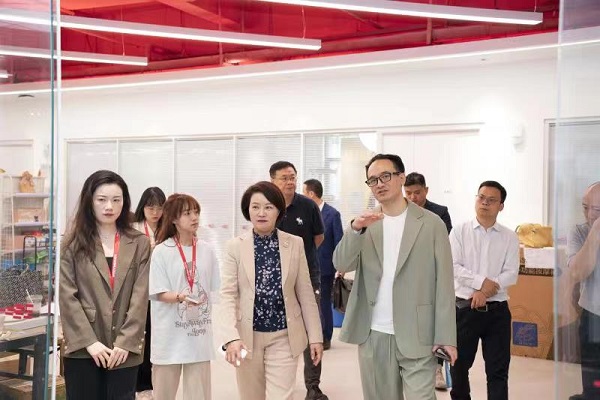 民进长沙市委会主委李平一行赴健萌总部走访调研2