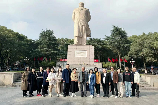 踏寻伟人足迹，学习中共二十大精神1