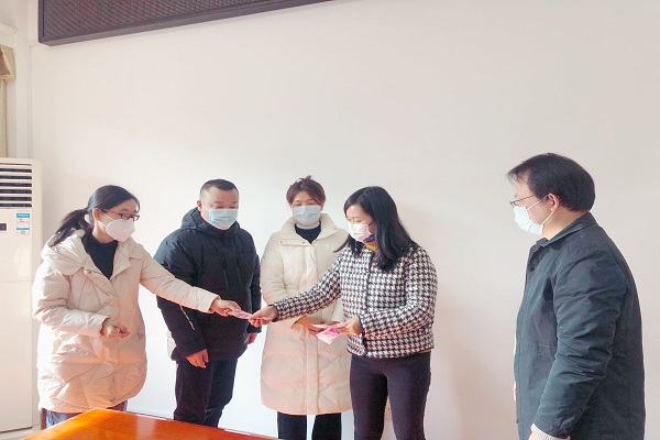 民进长沙市委会机关支部开展“新年交会费”活动