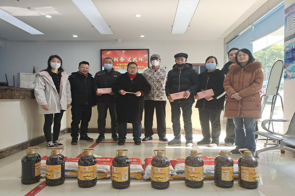 春节将至，民进开福区工委开展暖心慰问活动1
