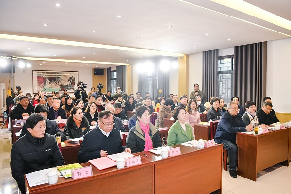 学习贯彻中共二十大精神  助力乡村高质量发展—— 湖南“书香